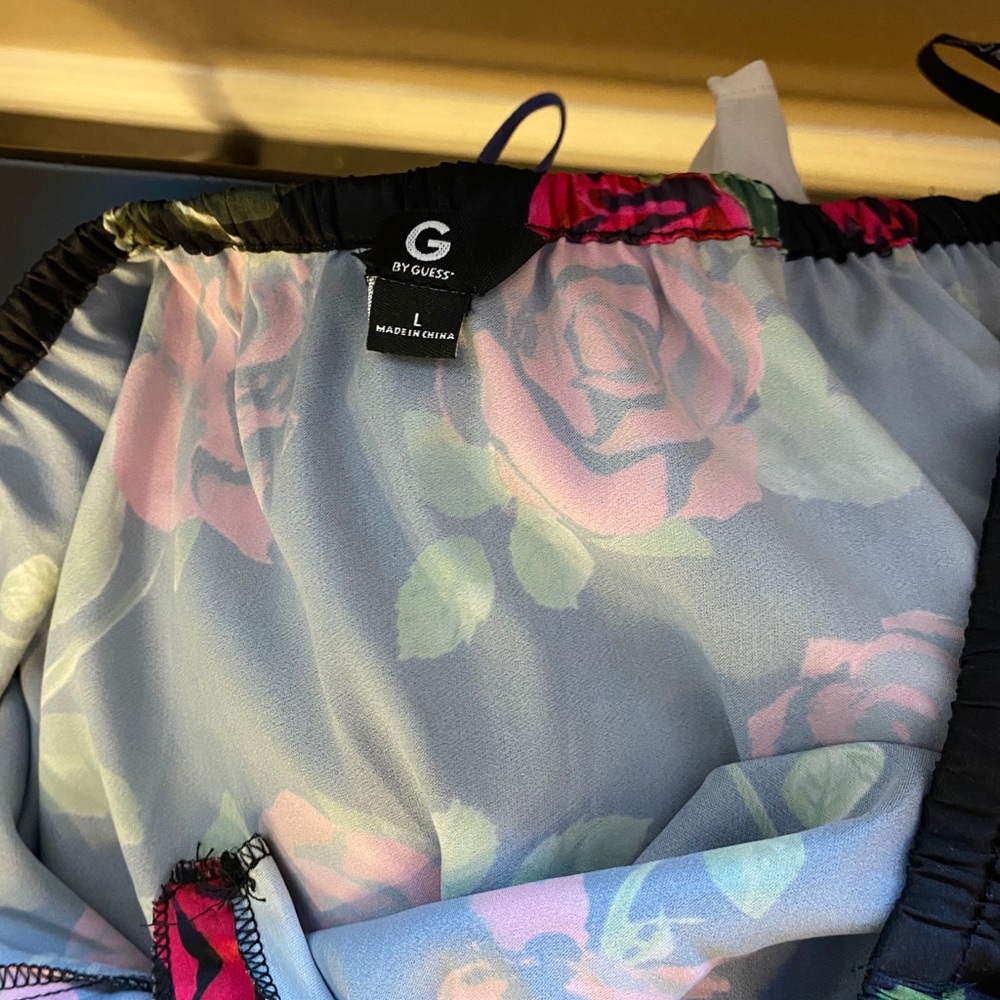 Tops - Picture 3 of 3